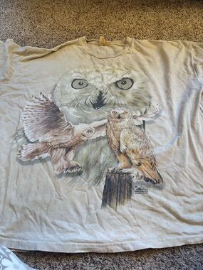 The Mountain Cream Graphic Tee Owl